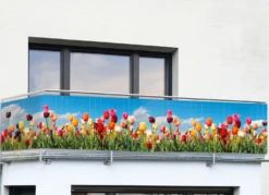 Balkon-Bespannung mit eingearbeiteten Metall-Ösen
