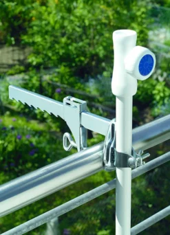 Balkonklammer aus verzinktem Stahl