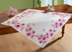Bedruckte Tisch- und Raumdekoration