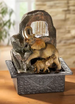 Beleuchteter Zimmerbrunnen