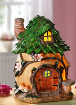 Beleuchtetes Zwergenhaus