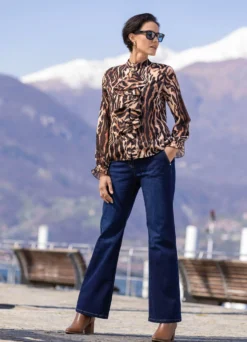 Bluse mit verspielten Volants