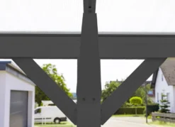 Carport mit Aluminium-Gestell