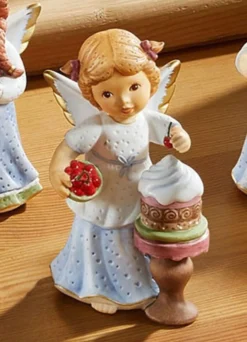 Engel mit Torte aus der Nina & Marco- Serie