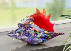 Farbenfrohe Glasfiguren