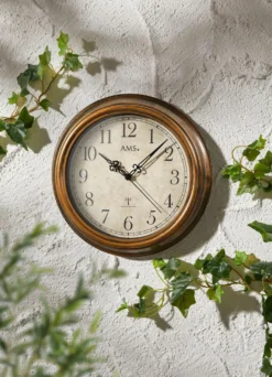 Funk-Wanduhr mit bronziertem Gehäuse