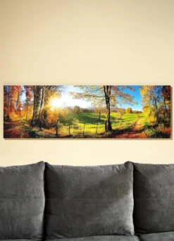 Hochwertige Kunstdruck „Zauberhafte Landschaft im Herbst“