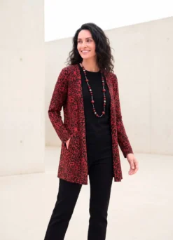 Longshirt mit schwarzem Einsatz