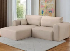 Polsterecke mit Bettfunktion und Dekokissen
