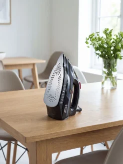 Russell Hobbs Dampfbügeleisen