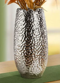 Vase aus hochwertiger Keramik