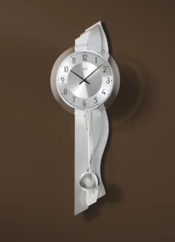 Wanduhr mit Quarzuhrwerk
