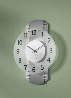 Wanduhr mit Funkuhrwerk