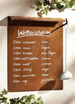 Wetterstation aus gerostetem Stahlblech