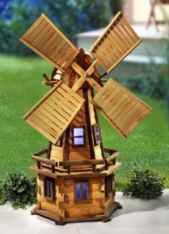 Windmühle aus imprägniertem Erlenholz