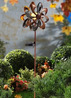 Windrad mit Solarkugel