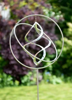 Windspiel "Gyroskop Nova" aus Edelstahl