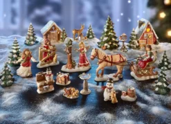 Winterliche Szene: Tolle Himmelsboten im Winterwald